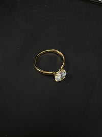 Wisteria Engagement solitaire