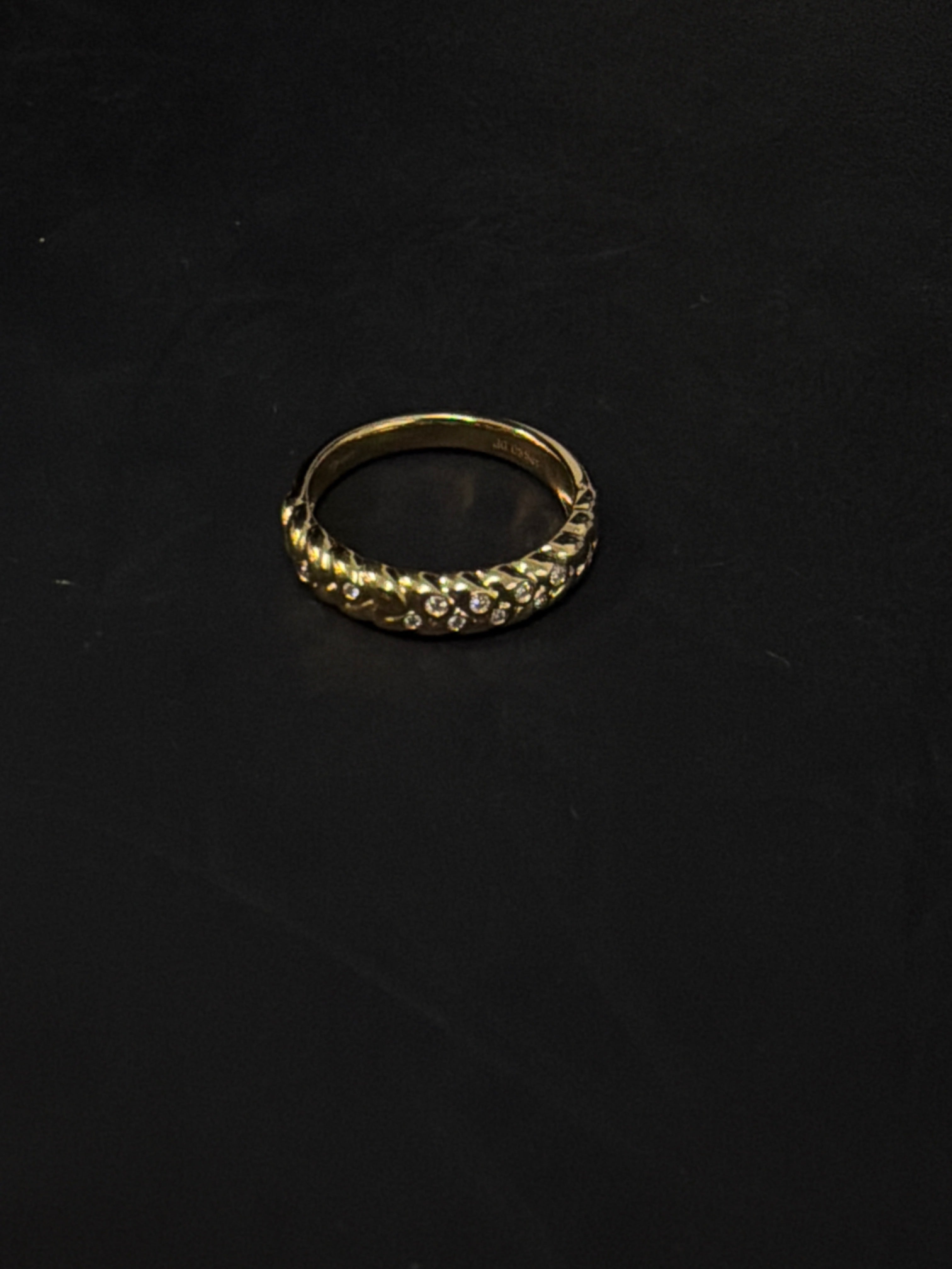 Wren Wedding Contour band