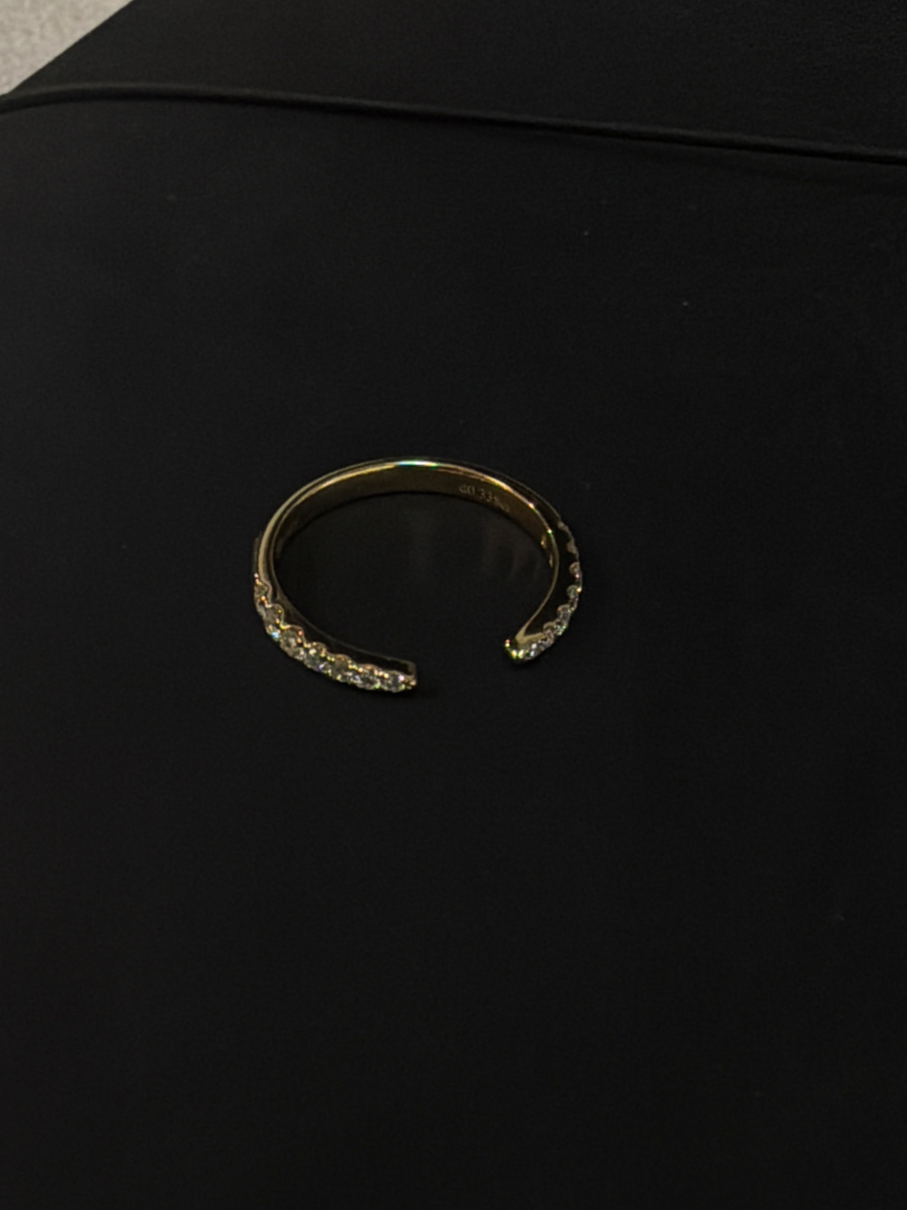 Victoria Wedding Contour band