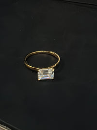 Petra Engagement solitaire