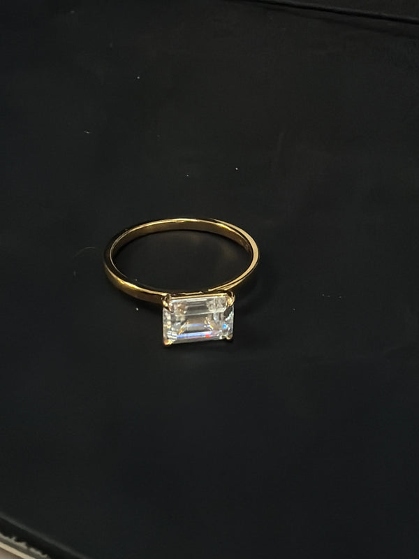 Petra Engagement solitaire