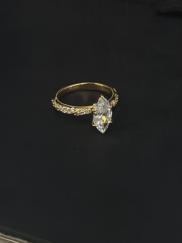 Adalyn Engagement solitaire