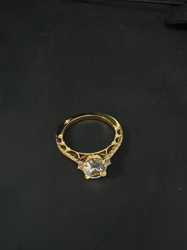 Alicent Engagement solitaire