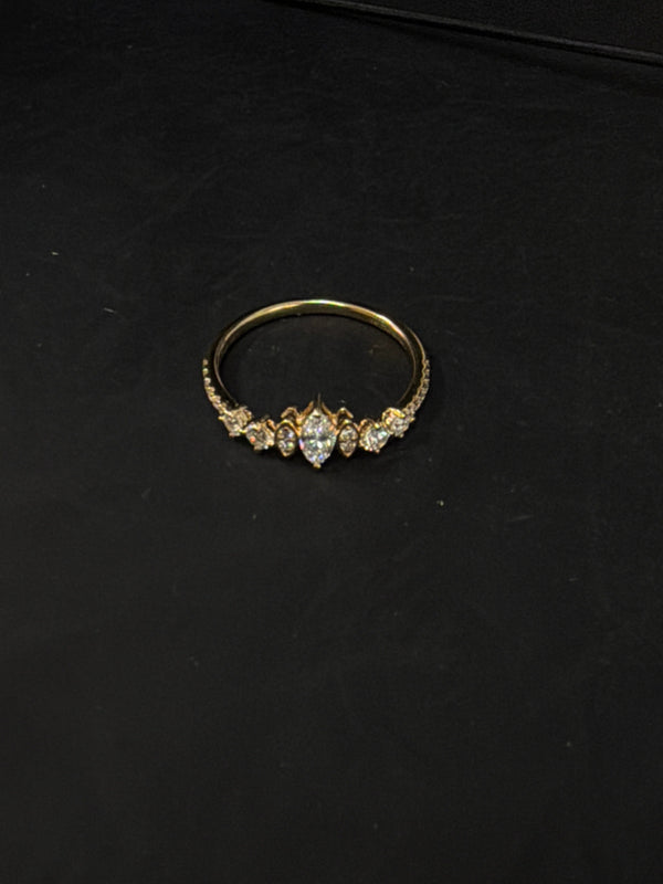 Solstice Wedding Contour band