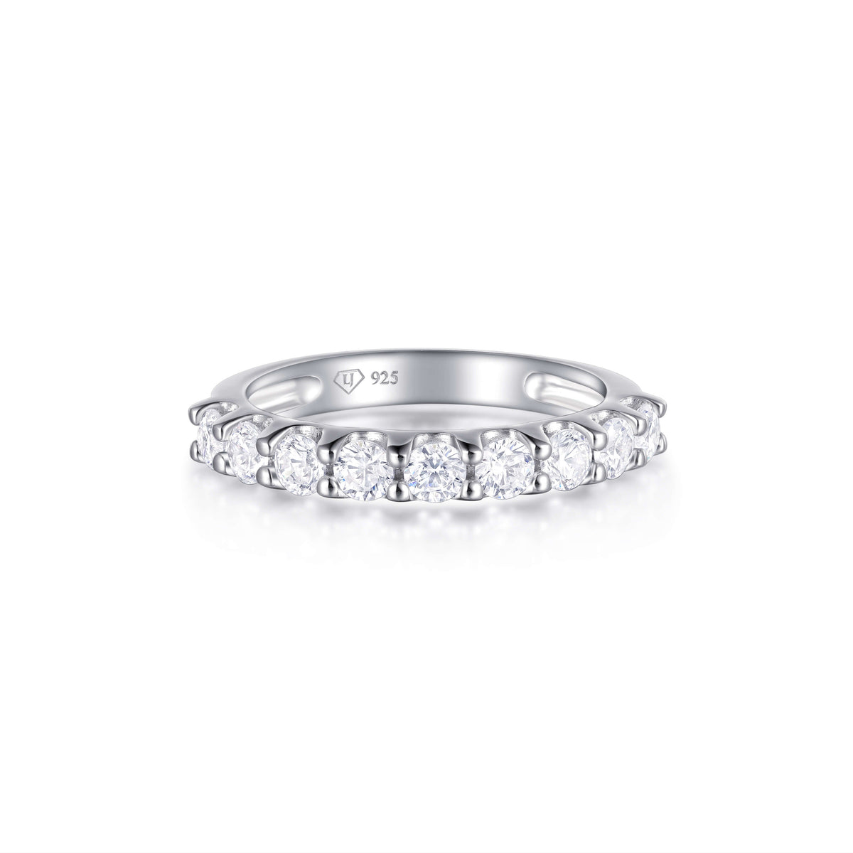 Wren Round Diamond Wedding Ring - lab-grown and natural diamond ring in gold | Lirys Diamonds