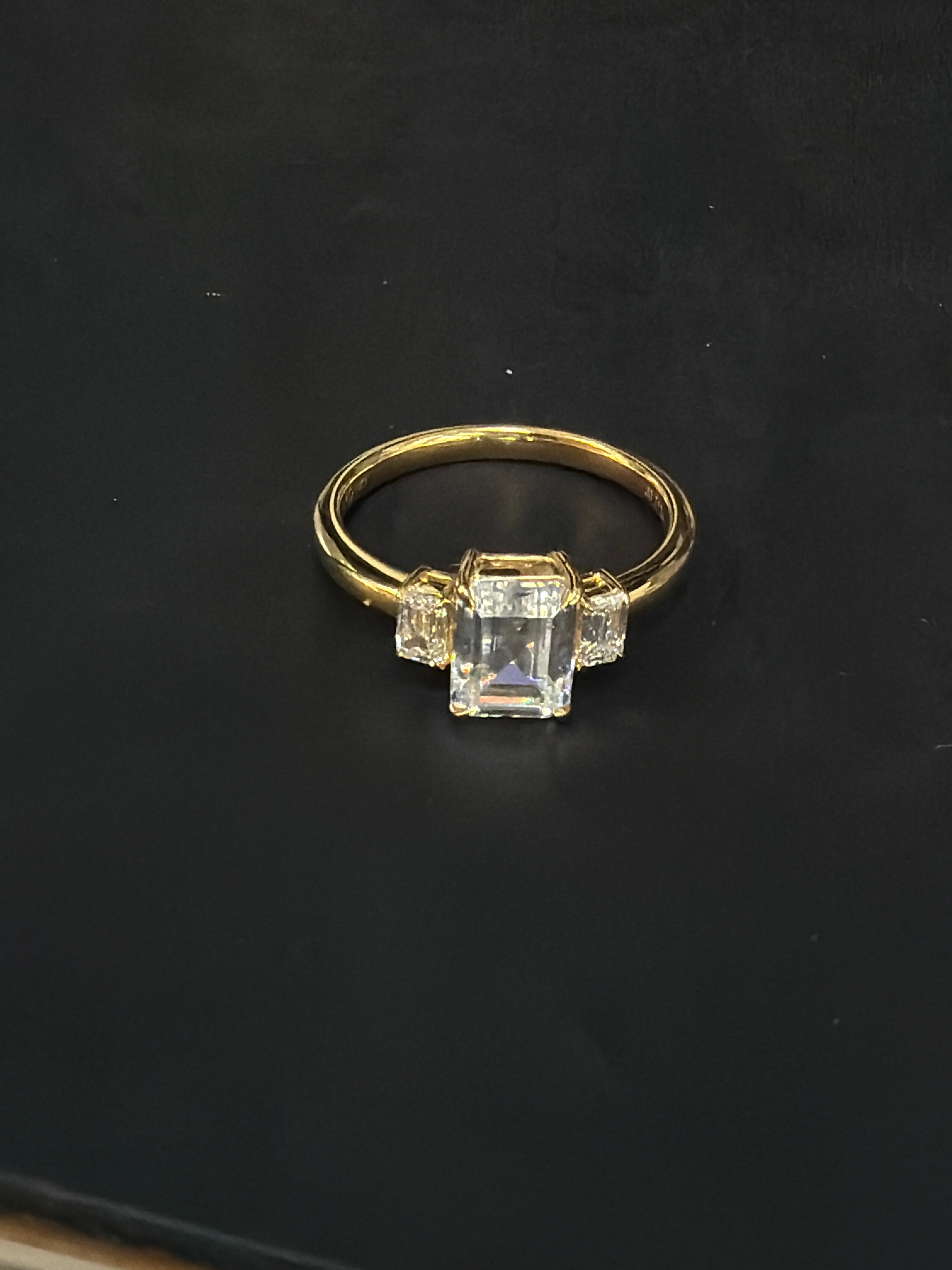 Isla Engagement solitaire